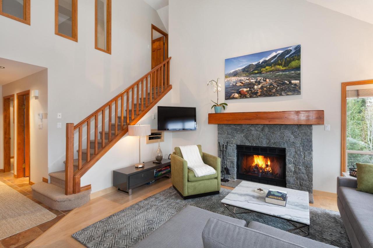 Painted Cliff 11 | Dog Friendly! Ski-In Ski-Out Benchlands Townhome W/ Hot Tub & Fireplace Whistler Zewnętrze zdjęcie