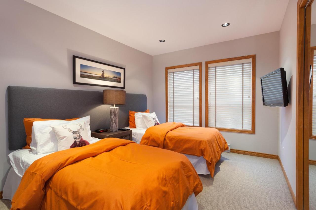 Painted Cliff 11 | Dog Friendly! Ski-In Ski-Out Benchlands Townhome W/ Hot Tub & Fireplace Whistler Zewnętrze zdjęcie